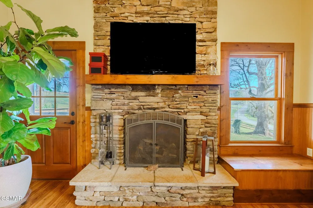 2341 County Road 561 Athens, TN 37303