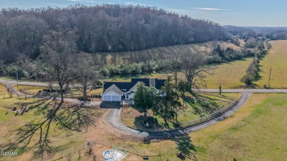 2341 County Road 561 Athens, TN 37303
