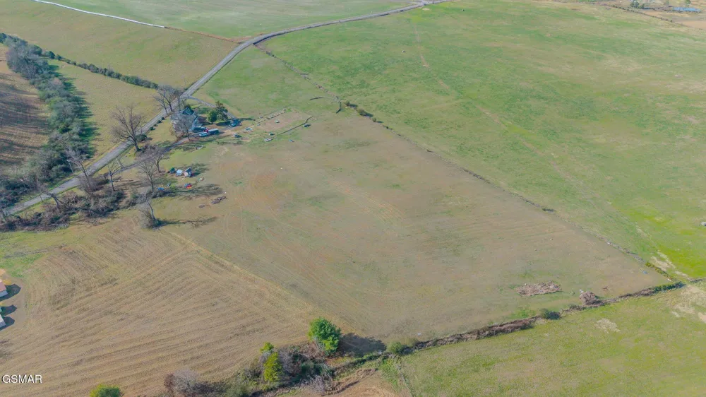 2341 County Road 561 Athens, TN 37303