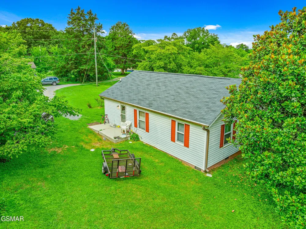 2205 Shipetown Road Mascot, TN 37806