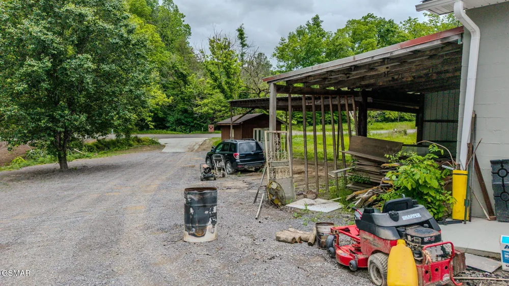298 Brock Road Maynardville, TN 37807