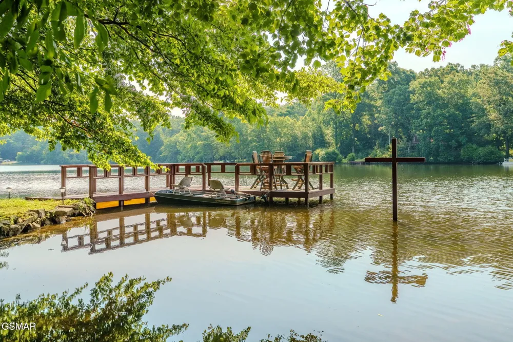 6030 Big Bass Lane Tallassee, TN 37878