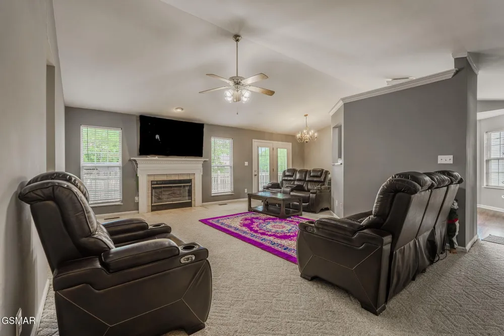 7213 Emerald Heath Road Powell, TN 37849