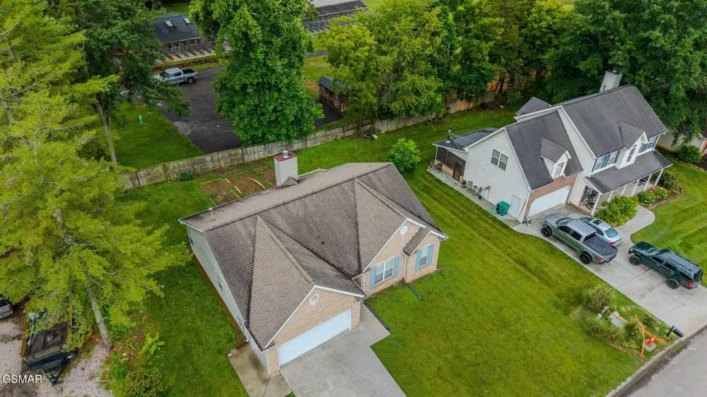 7213 Emerald Heath Road Powell, TN 37849