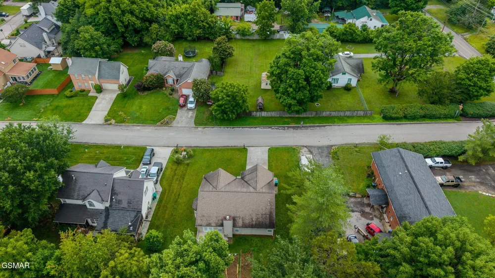 7213 Emerald Heath Road Powell, TN 37849