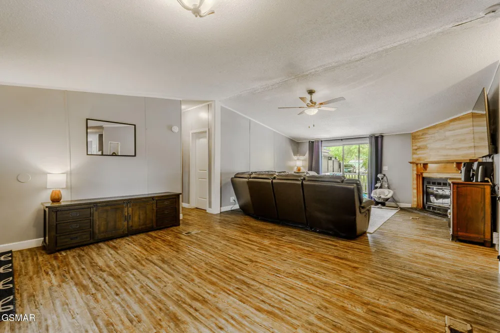316 Kirby Way Walland, TN 37886