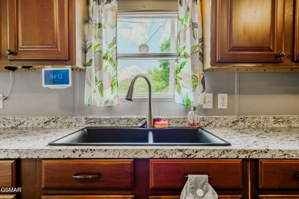 316 Kirby Way Walland, TN 37886