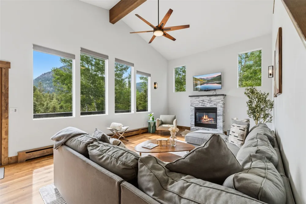 53 County Road 1041 Frisco, CO 80443