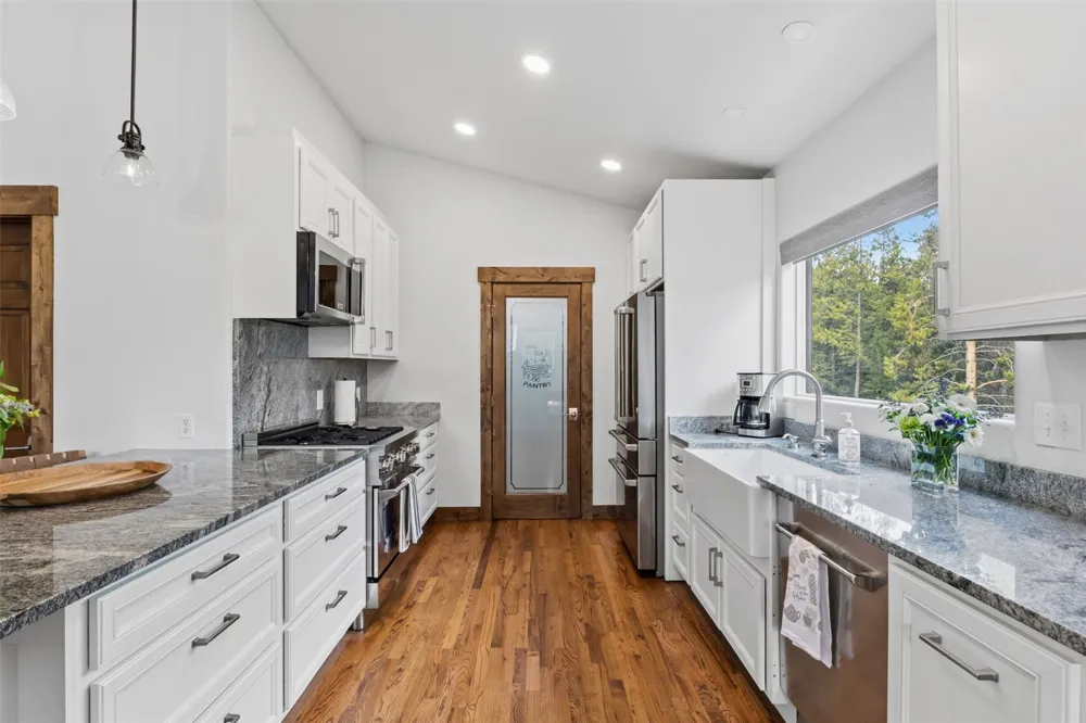 53 County Road 1041 Frisco, CO 80443