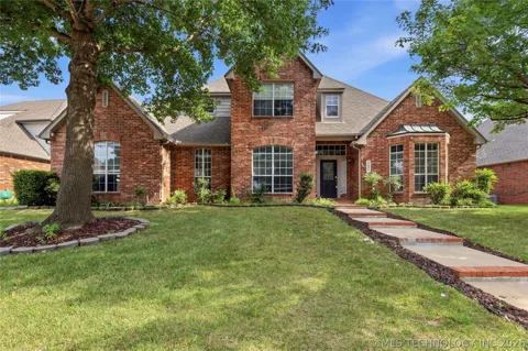 3901 W Roanoke Street