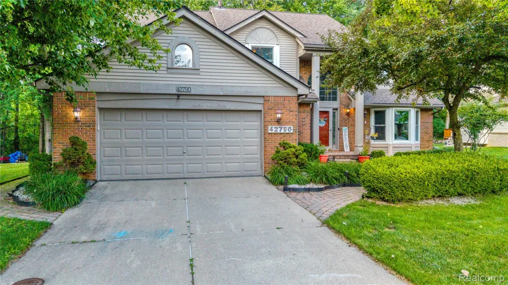 42790 Ledgeview Drive Novi City, MI 48377