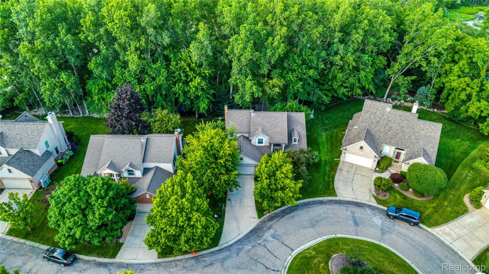 42790 Ledgeview Drive Novi City, MI 48377