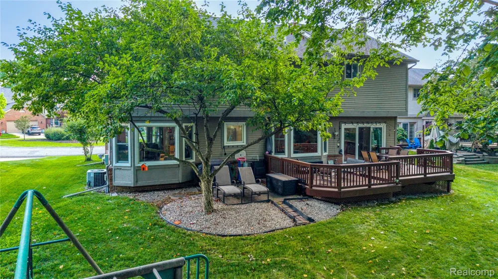 42790 Ledgeview Drive Novi City, MI 48377