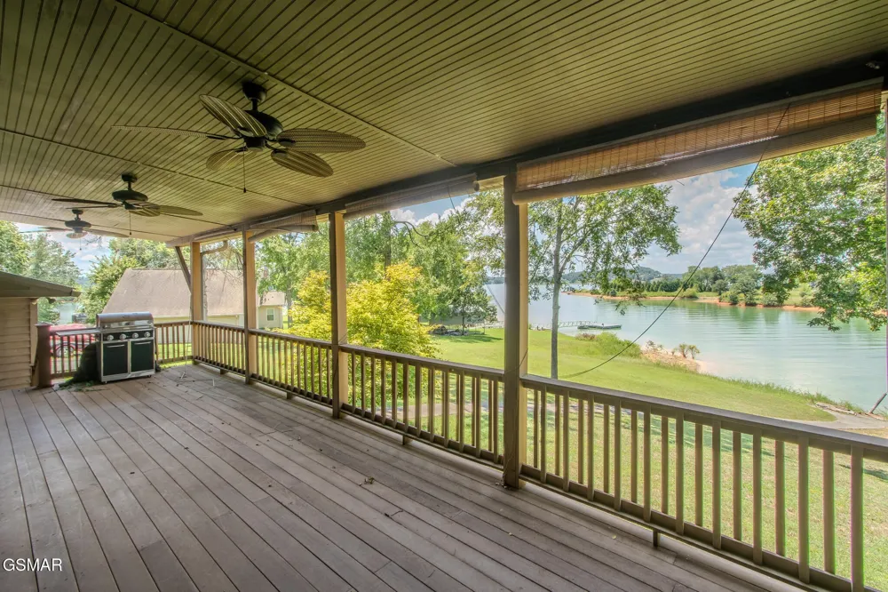 1369 Paradise Lane Dandridge, TN 37725