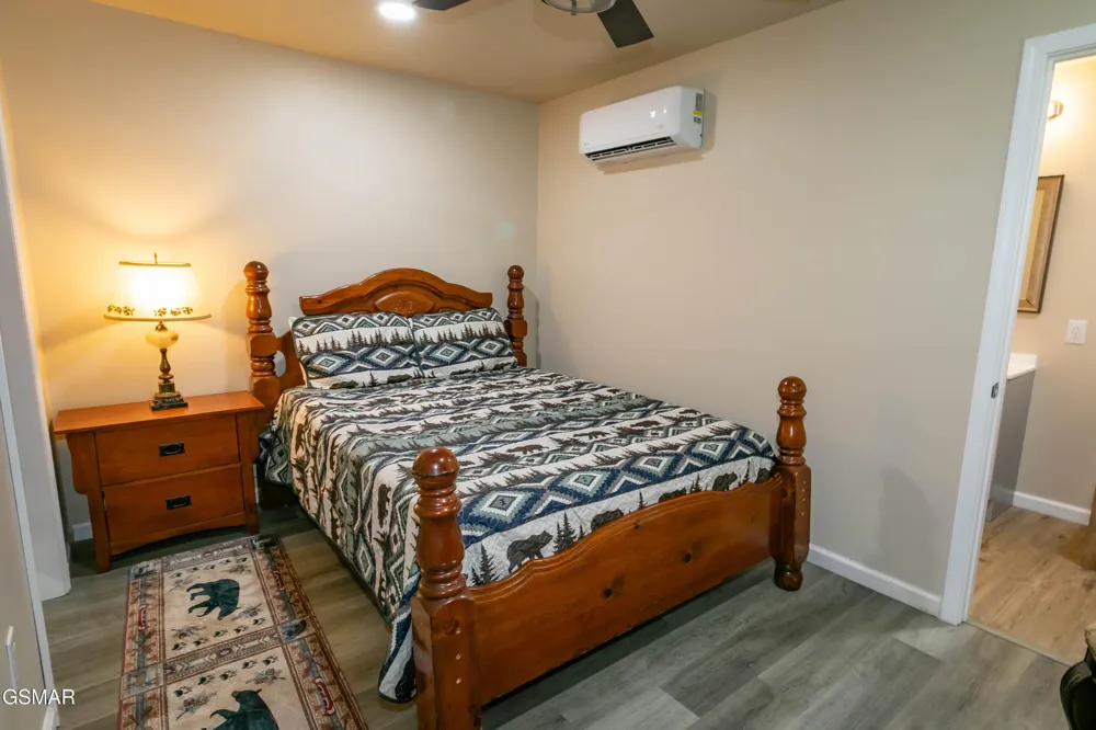 8113 W Old Highway 73 Townsend, TN 37882