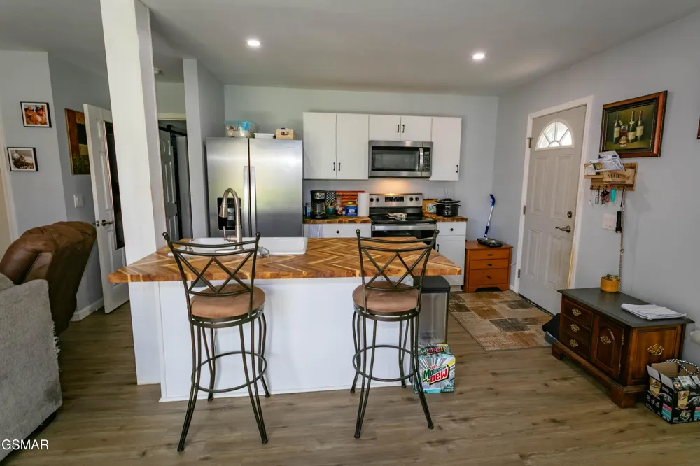 8113 W Old Highway 73 Townsend, TN 37882