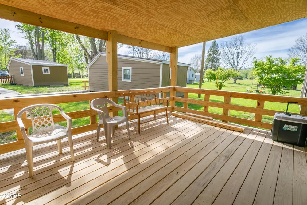 8113 W Old Highway 73 Townsend, TN 37882