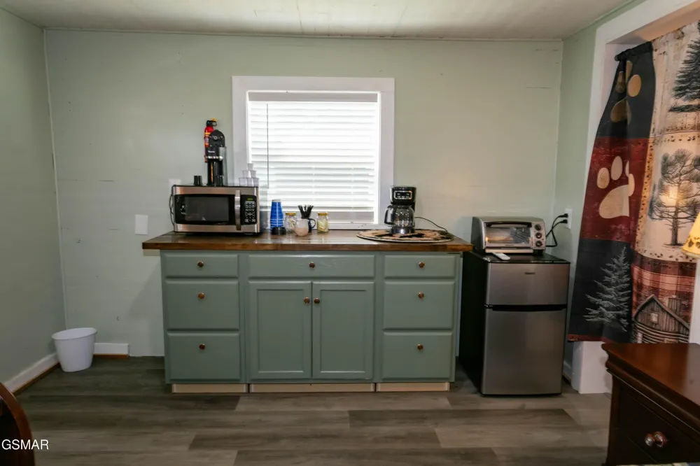 8113 W Old Highway 73 Townsend, TN 37882