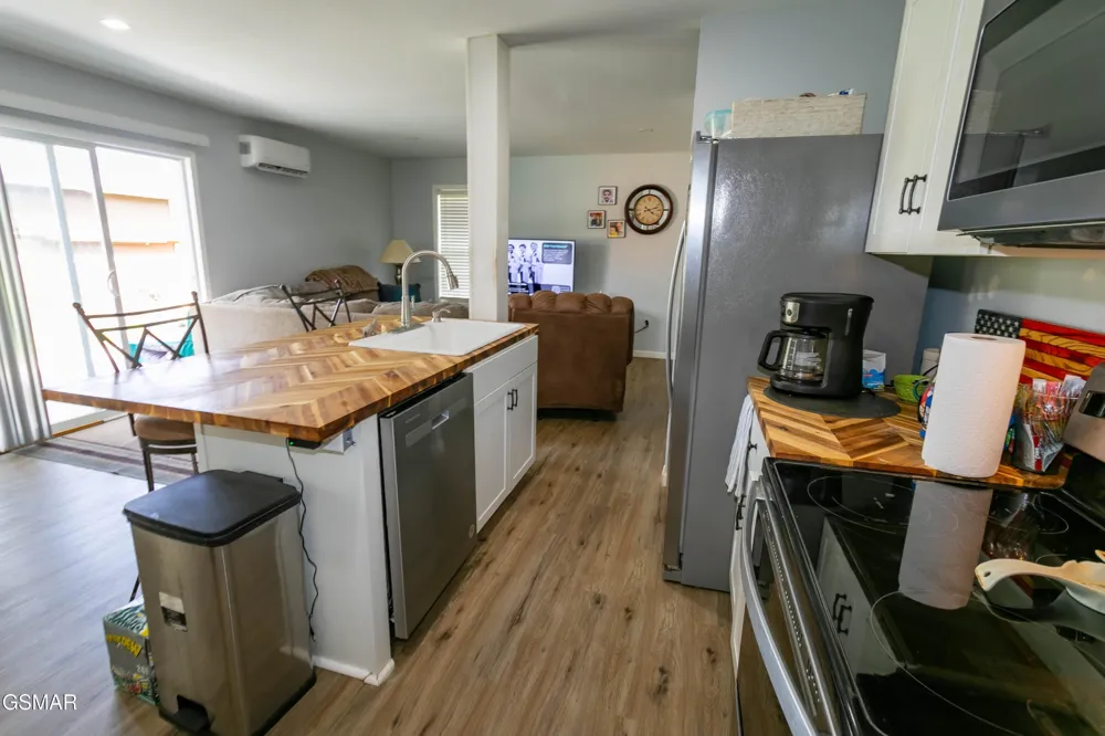 8113 W Old Highway 73 Townsend, TN 37882