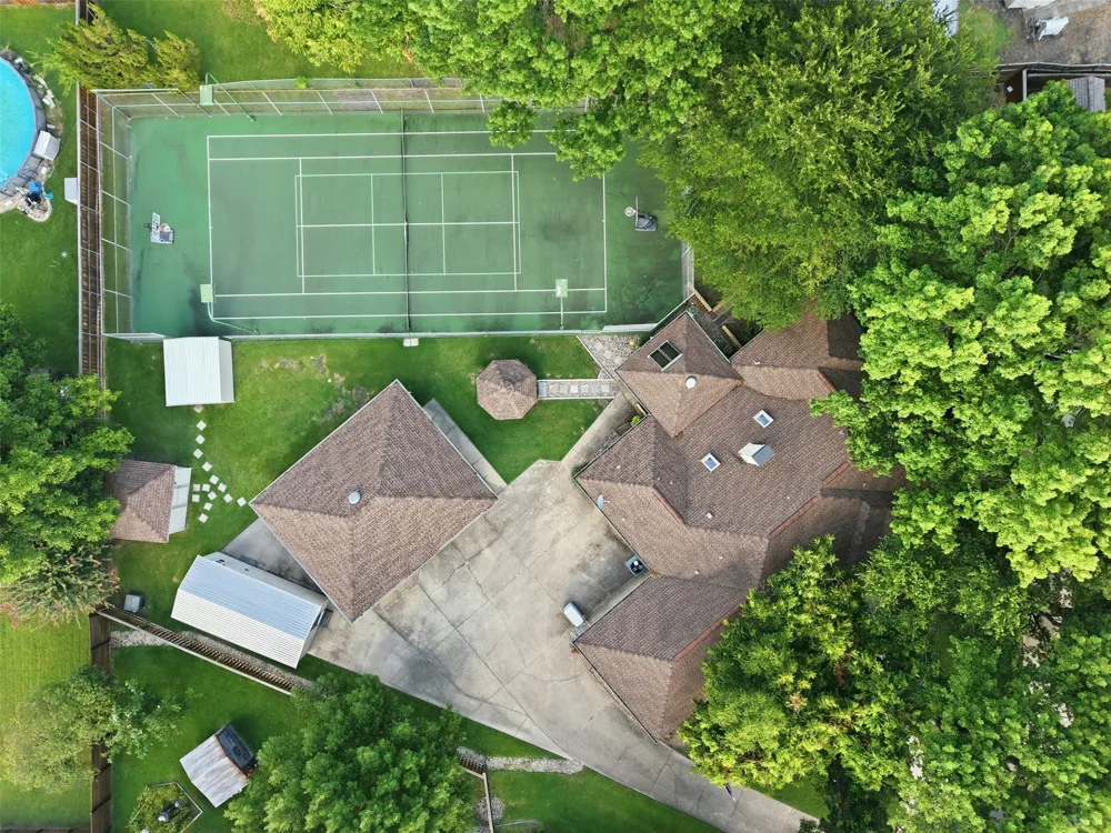 5308 Dixie Circle Sachse, TX 75048