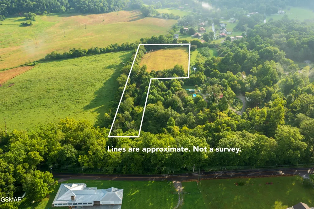 3435 Valley View Sevierville, TN 37862