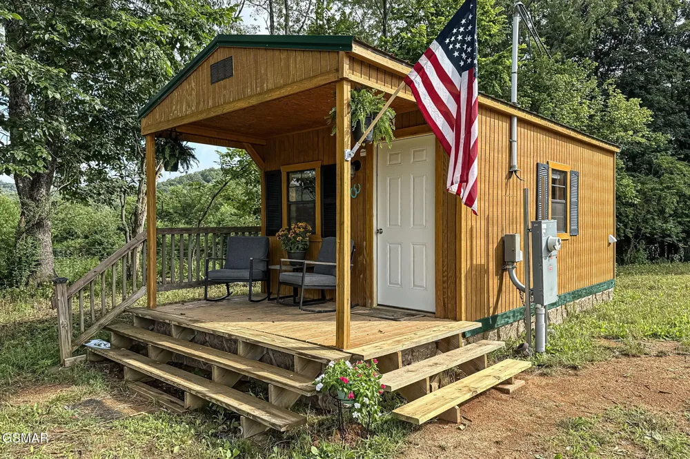 3435 Valley View Sevierville, TN 37862