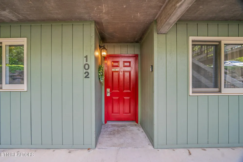 526 Briarcliff Way #102 Pigeon Forge, TN 37863