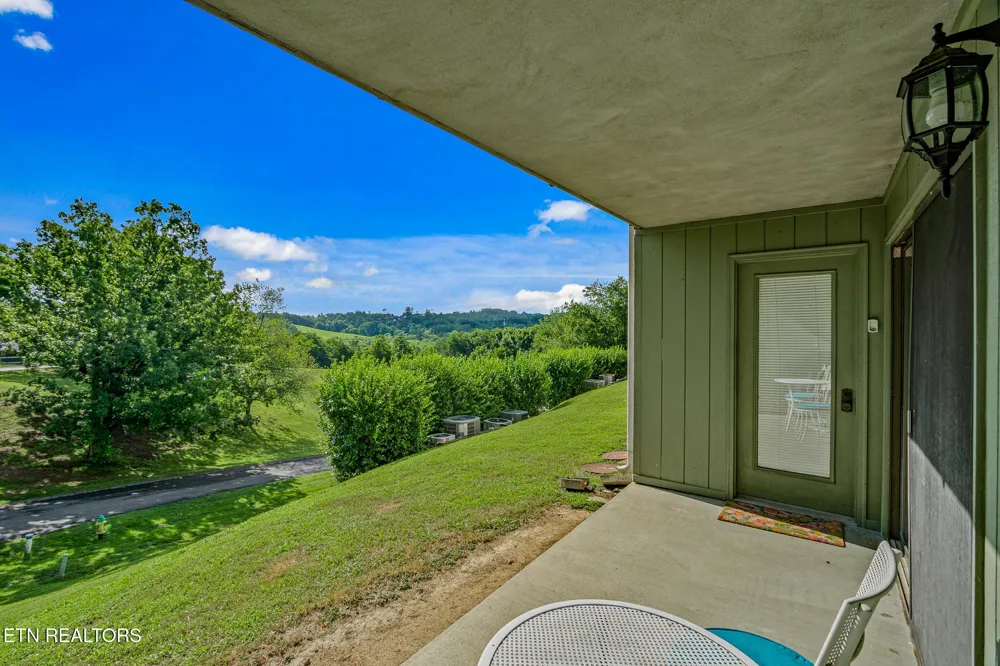526 Briarcliff Way #102 Pigeon Forge, TN 37863