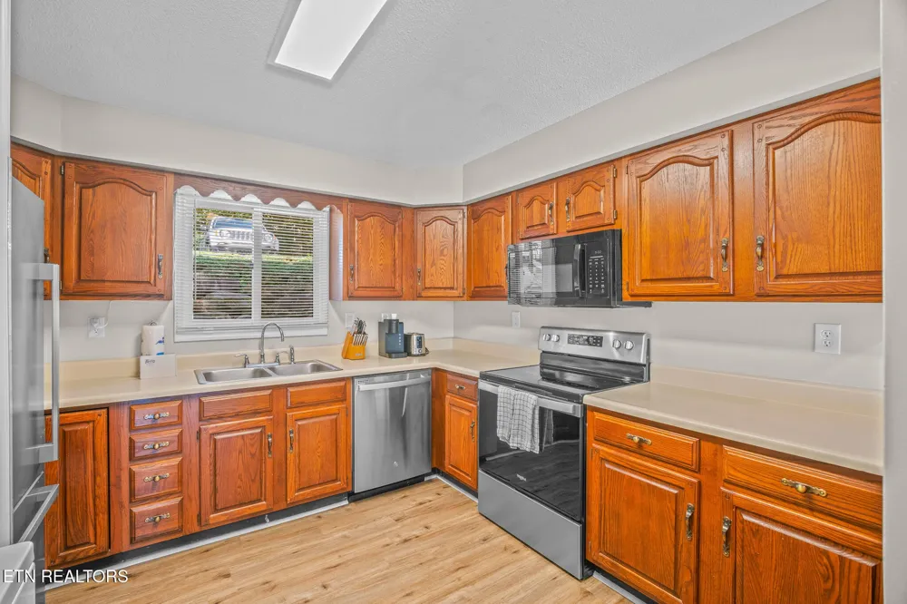 526 Briarcliff Way #102 Pigeon Forge, TN 37863