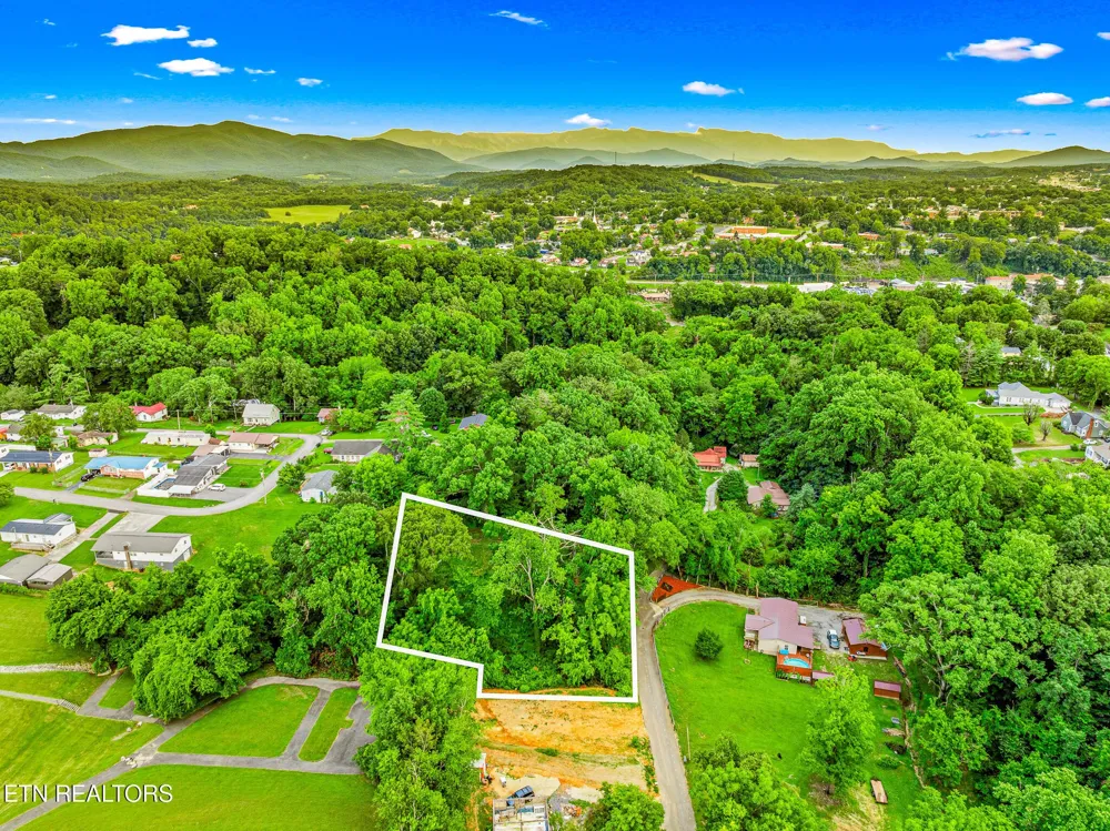 278 Harvest St Newport, TN 37821