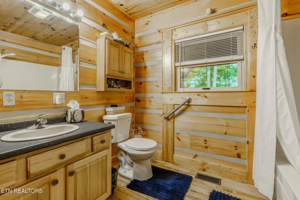 2120 Mount Pleasant Rd Vonore, TN 37885