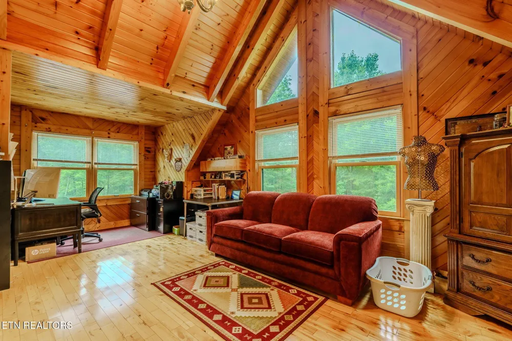 2120 Mount Pleasant Rd Vonore, TN 37885
