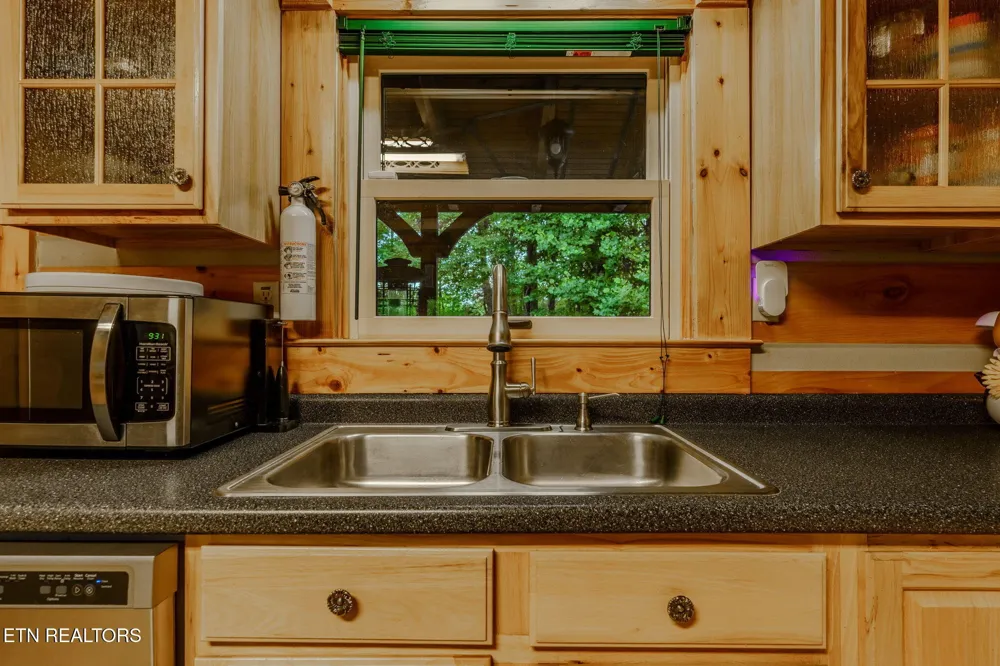 2120 Mount Pleasant Rd Vonore, TN 37885