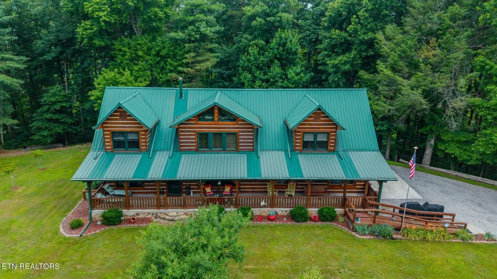 2120 Mount Pleasant Rd Vonore, TN 37885