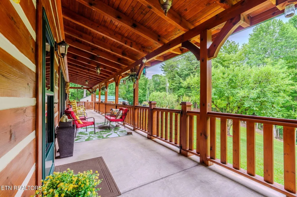 2120 Mount Pleasant Rd Vonore, TN 37885