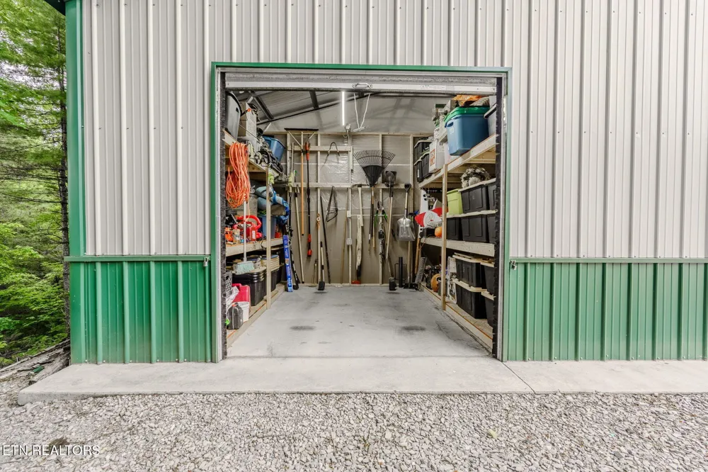 2120 Mount Pleasant Rd Vonore, TN 37885