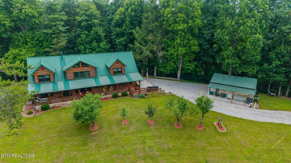2120 Mount Pleasant Rd Vonore, TN 37885