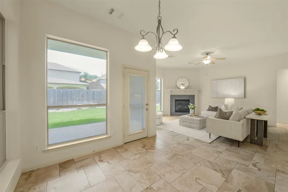82 Cherry Hills Drive Jersey Village, TX 77064