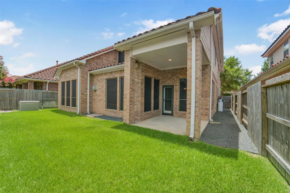 82 Cherry Hills Drive Jersey Village, TX 77064