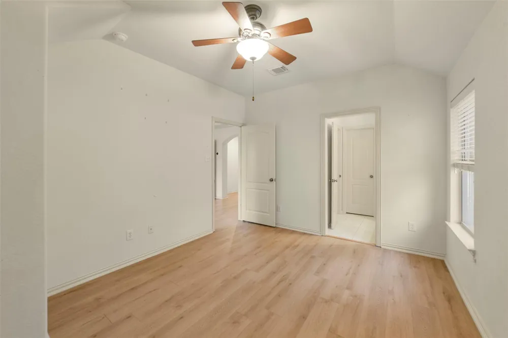82 Cherry Hills Drive Jersey Village, TX 77064