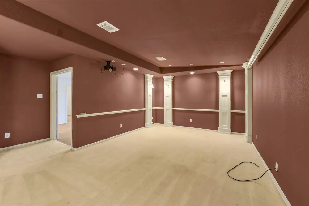 82 Cherry Hills Drive Jersey Village, TX 77064