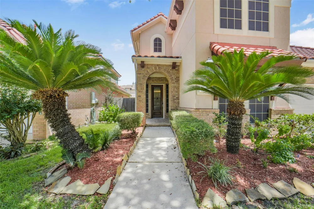82 Cherry Hills Drive Jersey Village, TX 77064