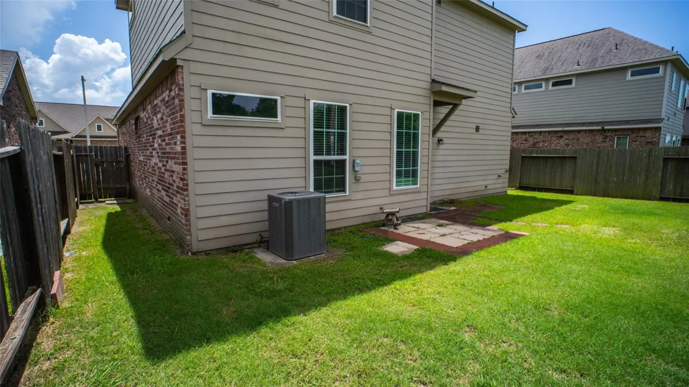 6532 Geisler Crossing Lane League City, TX 77539