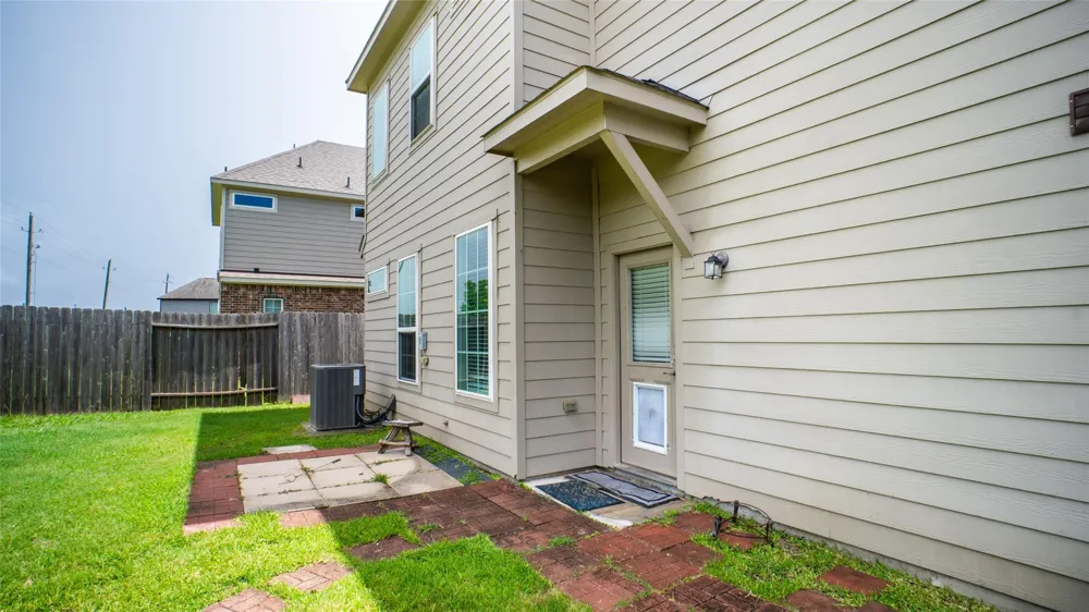 6532 Geisler Crossing Lane League City, TX 77539