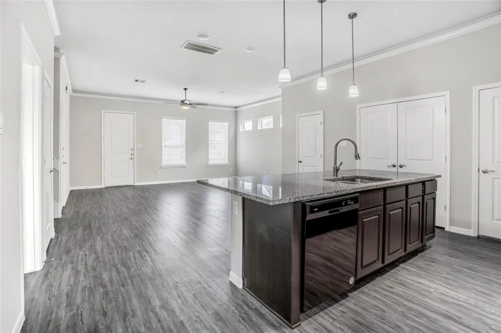 6532 Geisler Crossing Lane League City, TX 77539