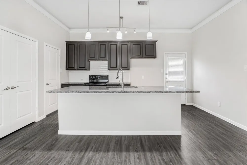6532 Geisler Crossing Lane League City, TX 77539