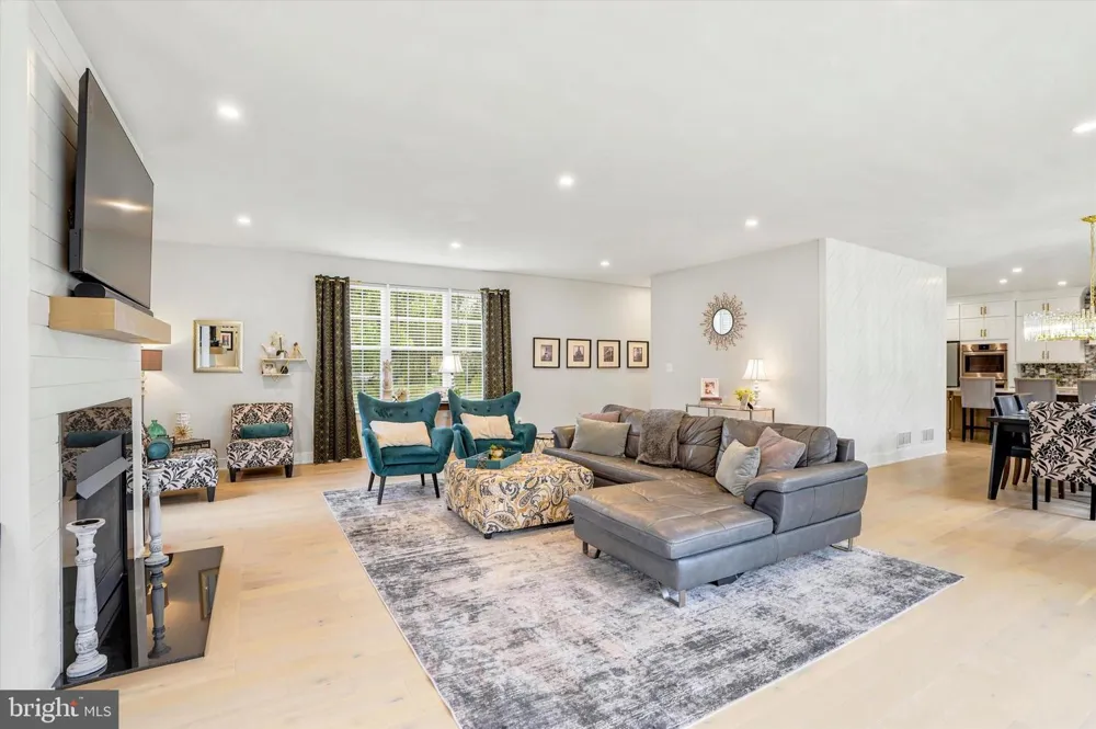 120 IVY MILLS ROAD Glen Mills, PA 19342