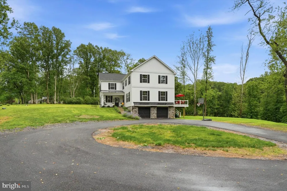 120 IVY MILLS ROAD Glen Mills, PA 19342