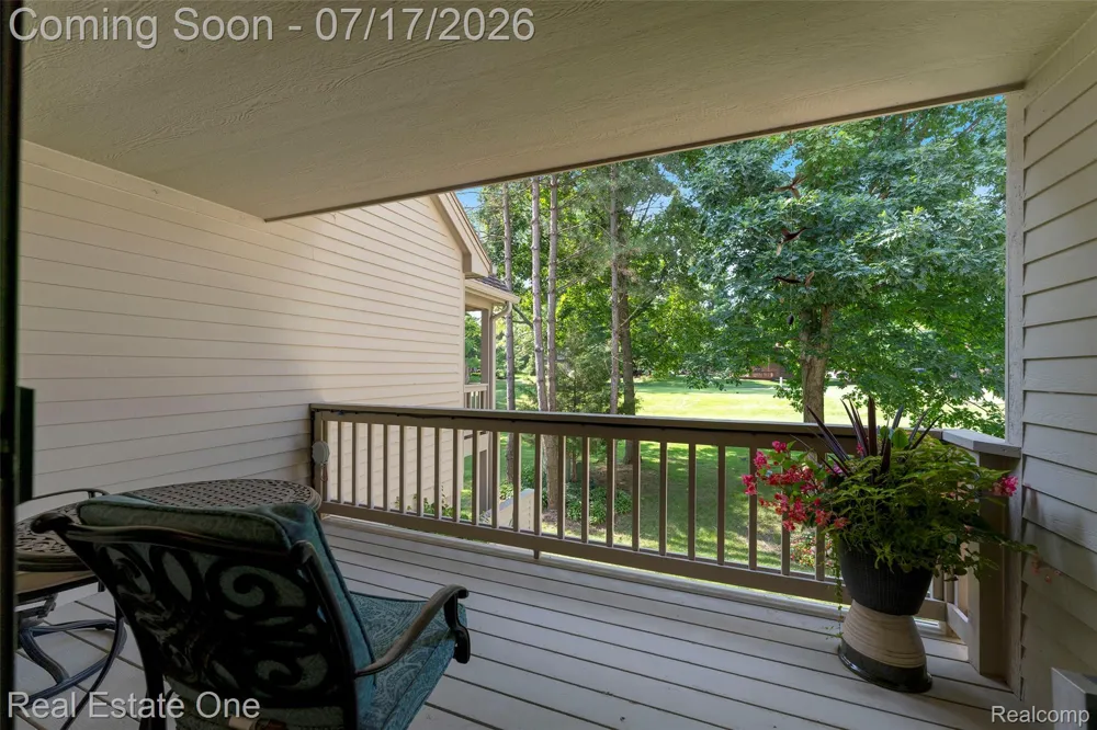 4884 Pine Eagles Court Genoa Township, MI 48116