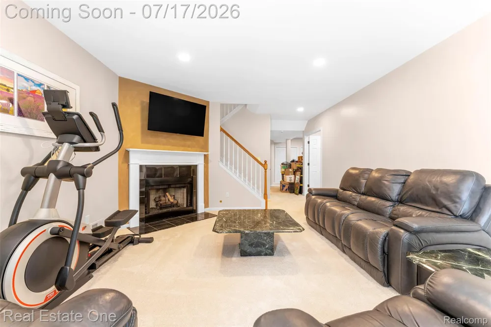 4884 Pine Eagles Court Genoa Township, MI 48116
